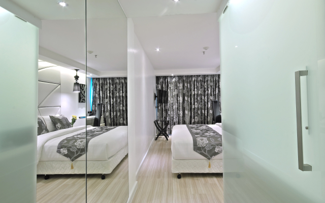 Sukhumvit Suites Hotel