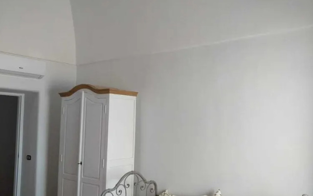 R&D Rest and Dream Capri