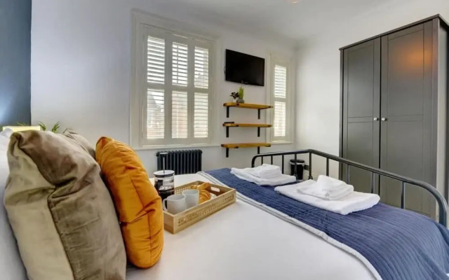 Host Stay York Street
