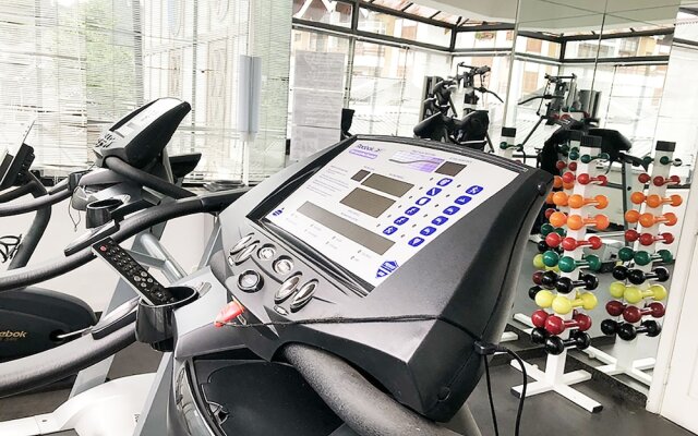 Center Suíço Flats e Shopping