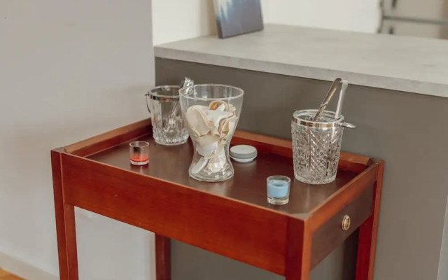 Amazing Villa With Terrace by Homing