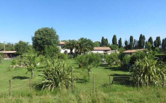 Appartement Dans Mas Provencal