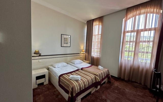 hotel europe meidan - Image 3