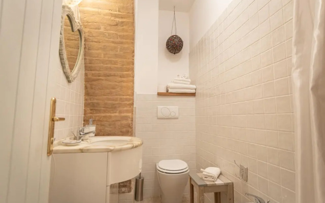 Acquamarine Apartment City Center