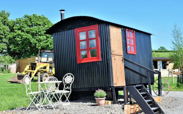 Meadow Shepherds hut