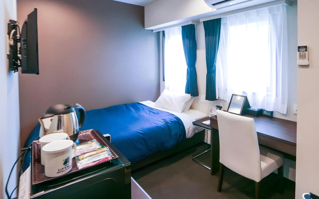 HOTEL LiVEMAX Yokohama Kannai Ekimae