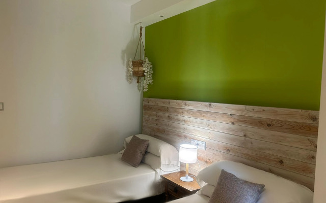 LEON DORMIDO Room & Apartments