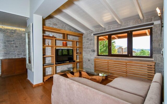 Aelia Livadi Chalet