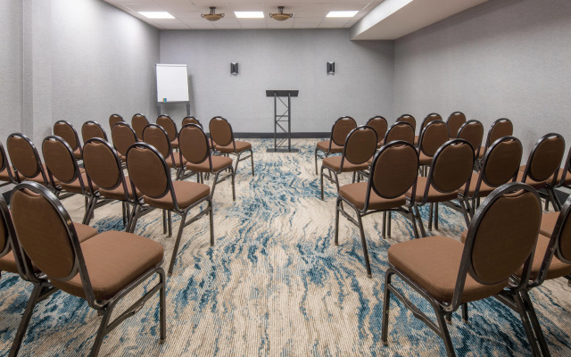 Holiday Inn Portland - Columbia Riverfront by IHG