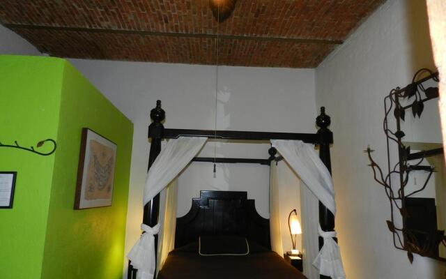Hotel Rosa Morada