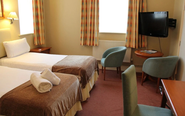 Oriel Hotel