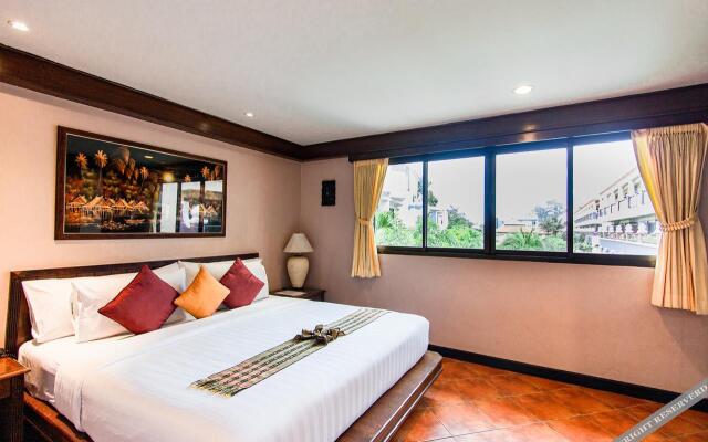Karon Sea Sands Resort