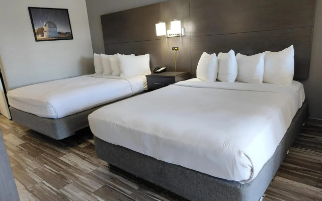 Baymont by Wyndham Orlando East