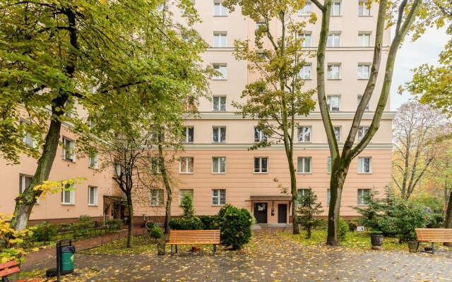 Bitwy Warszawskiej Apartment by Renters