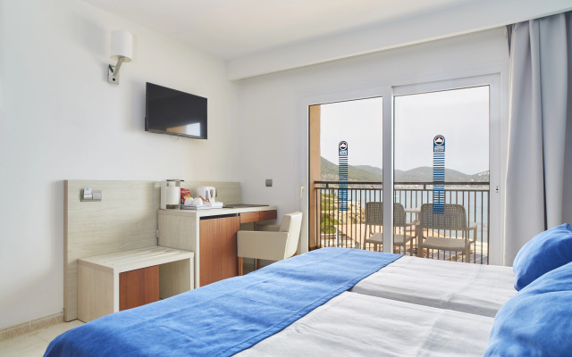 Invisa Hotel Club Cala Blanca