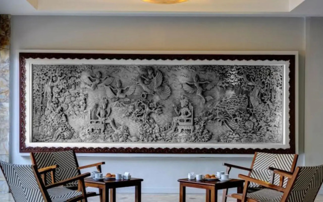 Kuta One Party Hotel