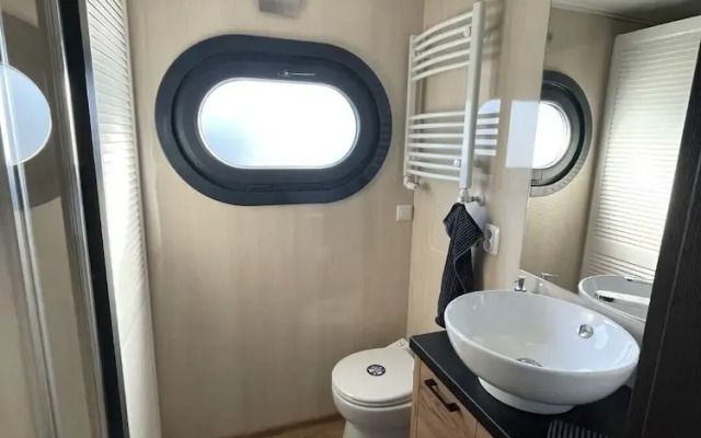 Hausboot Lore