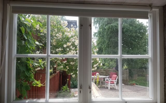 Augustas Bed & Breakfast AB