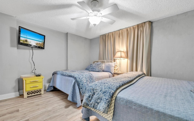 Shoreline Towers 3044 2 Bedroom Condo