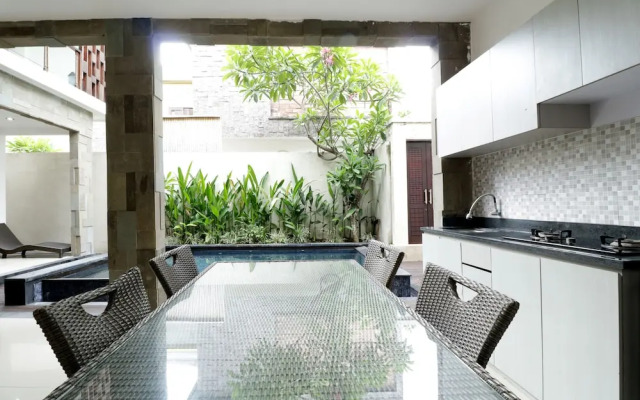 OYO 2693 The Ulun Kubu 4