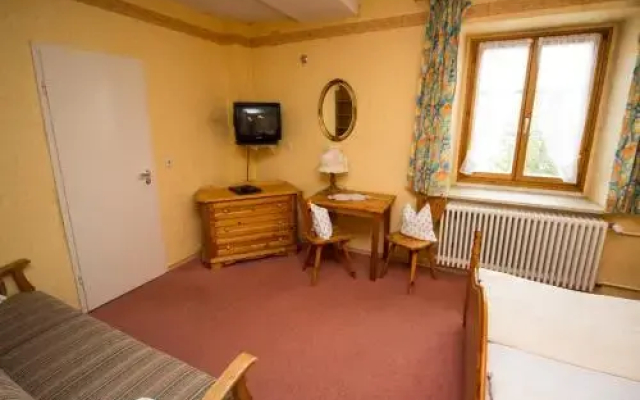 Hotel Altwirt