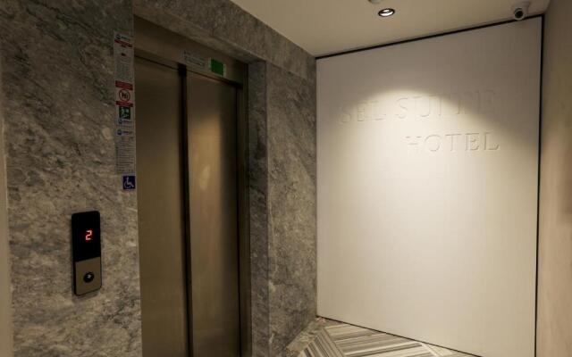 Sel Suite Hotel