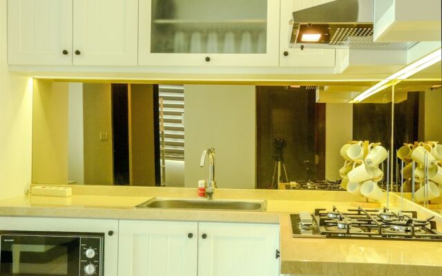 2 Bedrooms at Gallery West Apartment By Travelio