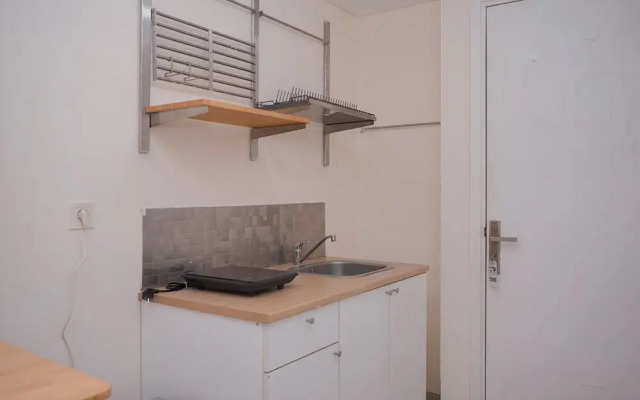 Good and Nice Studio Room at Poris 88 Apartment