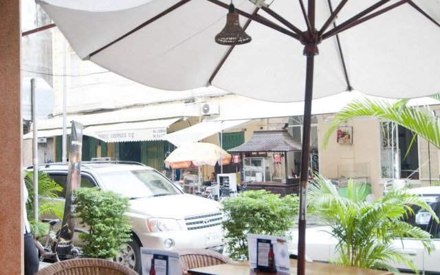 Ostro Hotel