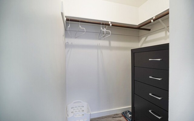 Sealodge H5 2 Bedroom Condo