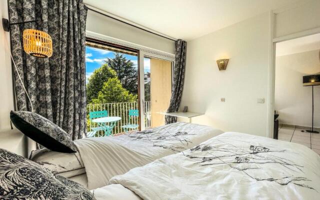 Annecy 1 Bedroom Apt with Balcony