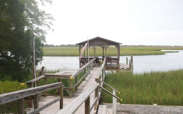 Cedar Creek - 3 Br Home
