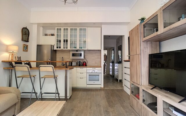 Ashley&Parker - Terrasse Des Orangers