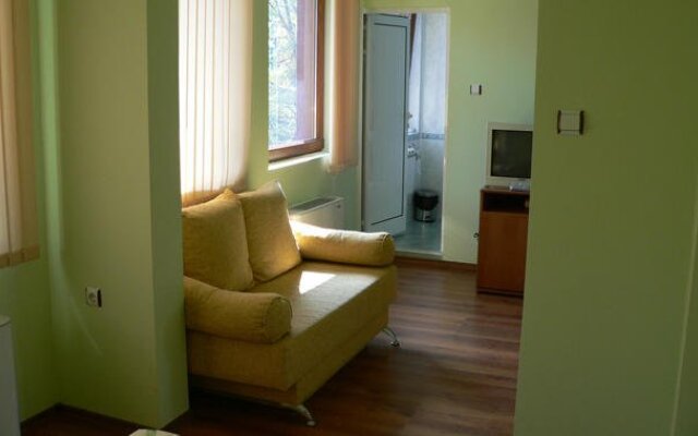 Velena Hotel