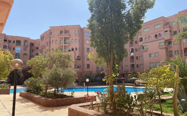Appartment With Swimming Pool Hivernage