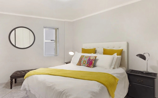 African Beauty at The Bay