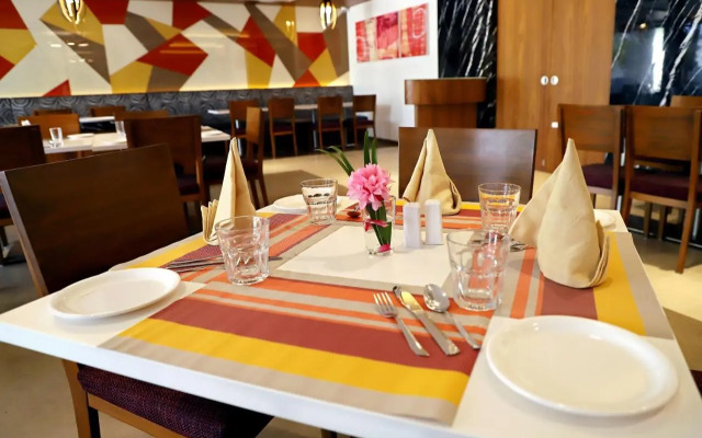 Quality Inn Patria Suites, Rajkot