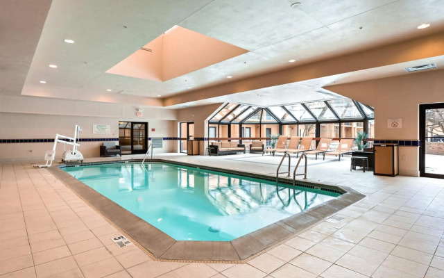 Courtyard by Marriott Toledo Airport Holland