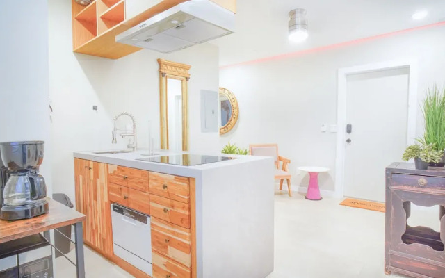 Luxury Comfort Apartment with Parking