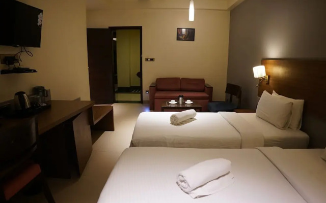 Hotel Sadanand Regency