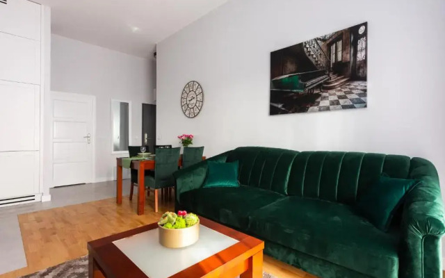 Millennium Express Green