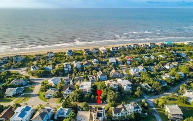 305 Carolina Boulevard