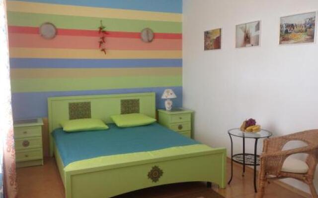 Guest House U Trekh Roz