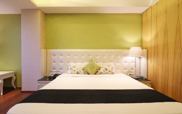 Capital O 73301 Raj Imperial