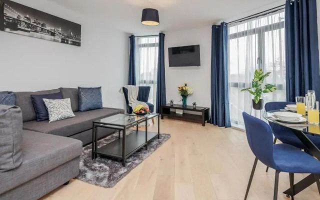 Watford Cassio Deluxe - Modernview Serviced Accommodation