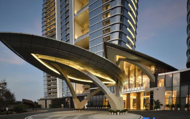 Silver Sands Hotel By RìChū