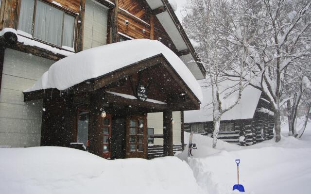 WhiteTree Lodge