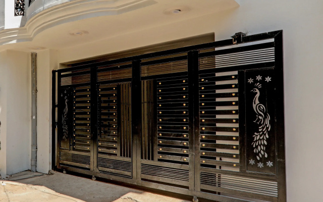 OYO 823703 Hotel Aanandwan Palace