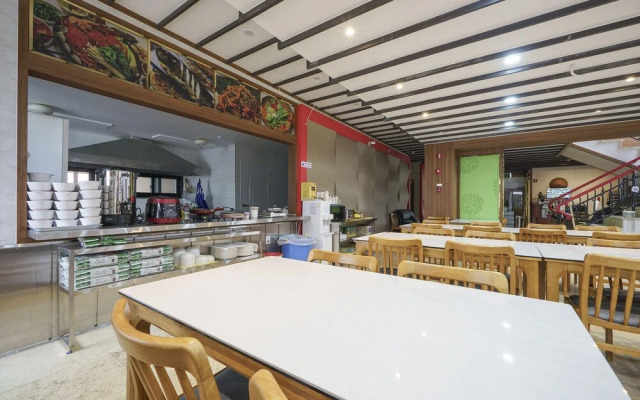 Gyeongju K Hotel &amp; Pension