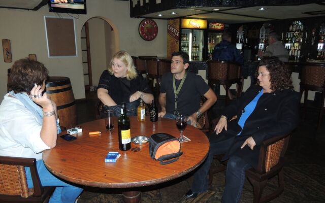 Tradewinds Country Inn